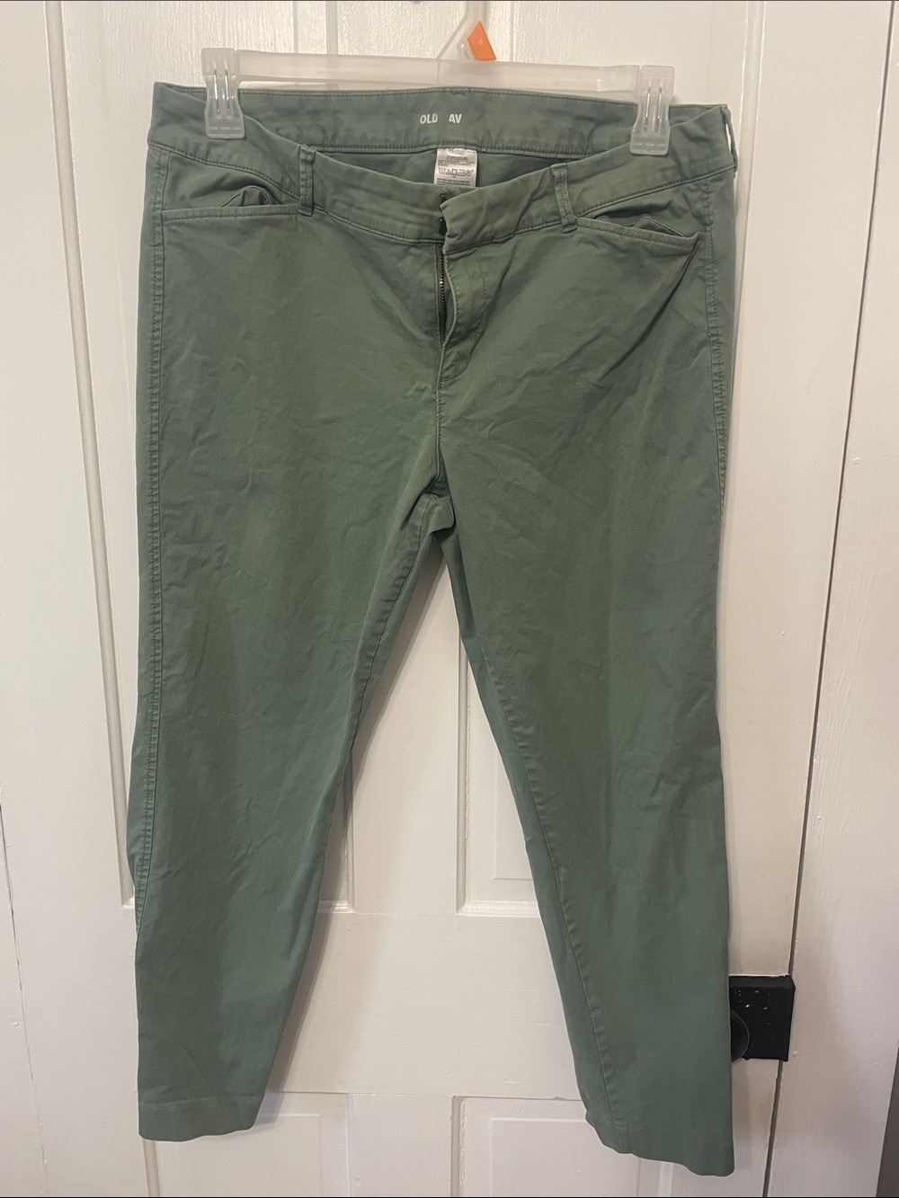 Old Navy Olive Green Cropped Pants